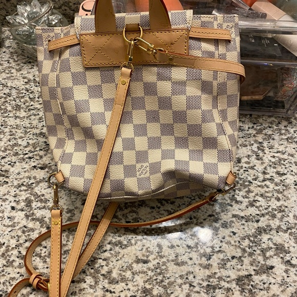 Louis Vuitton backpack - Picture 2 of 2